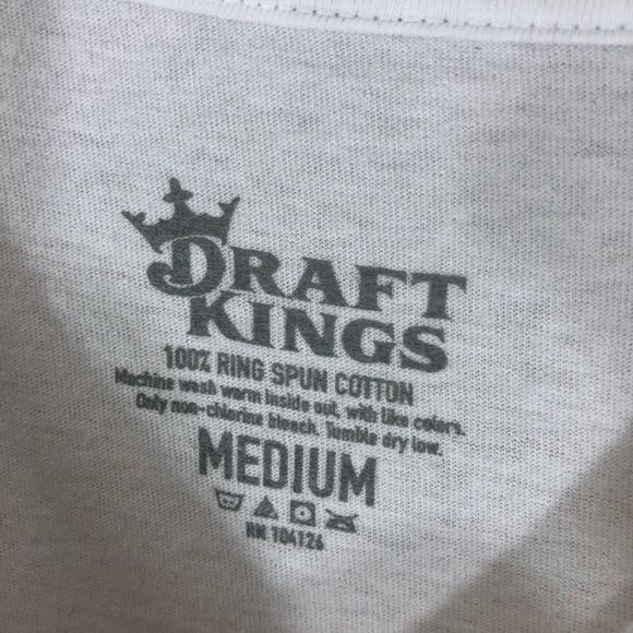 NWOT men’s Sunday isn’t for church draft kings M - Picture 2 of 4